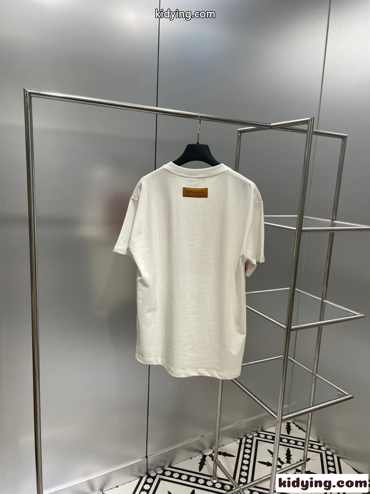 ユニセックス おしゃれ ストリート カジュアル ゆったり ルイ・ヴィトン Tシャツ コピー 春夏 半袖 トップス-1
