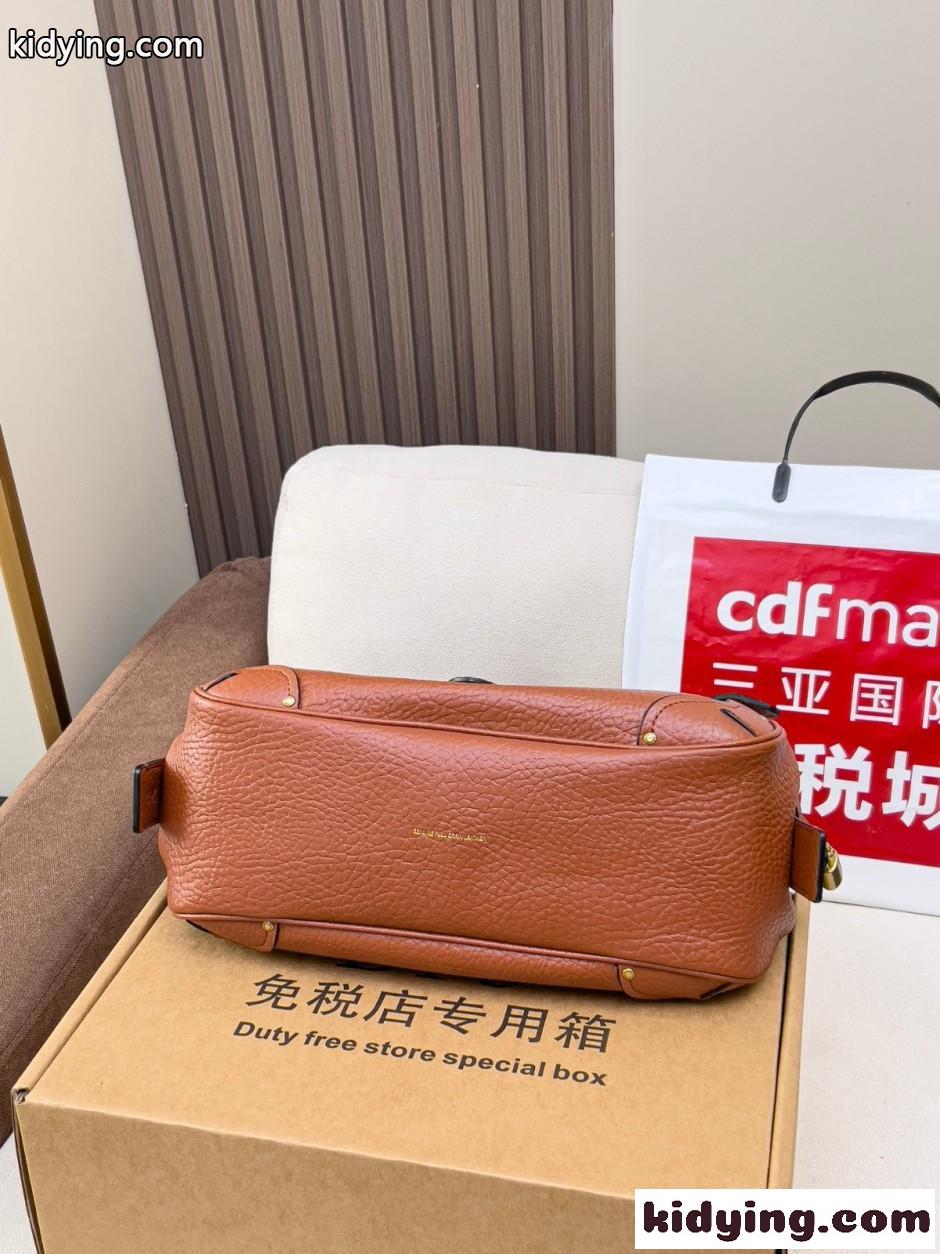 おしゃれ カジュアル コーチ バッグ 偽物 ショルダーバッグ ブラウン-1