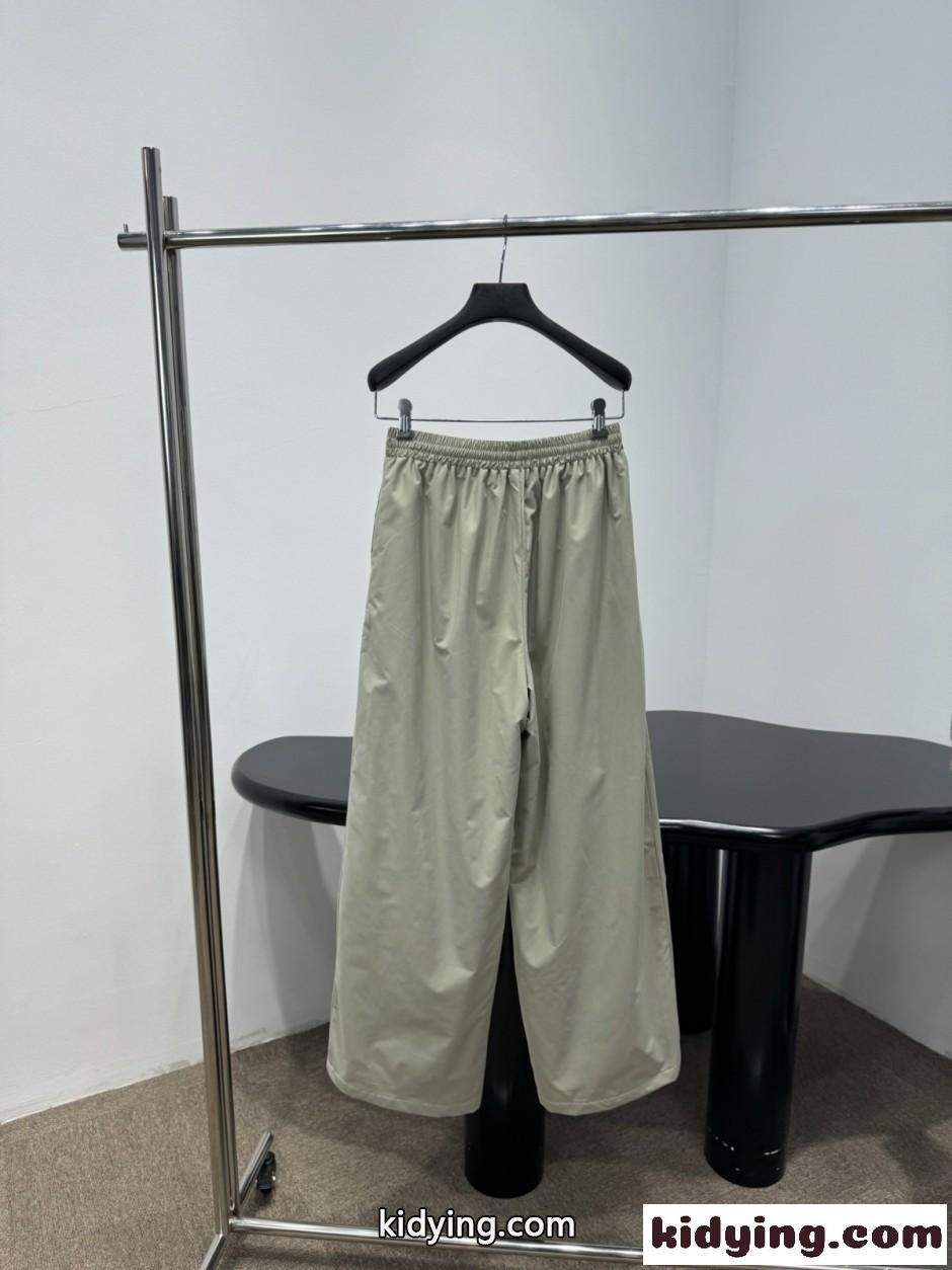 ロゴ入り ナイロン トラックパンツ バレンシアガ パンツ コピー ユニセックス-0
