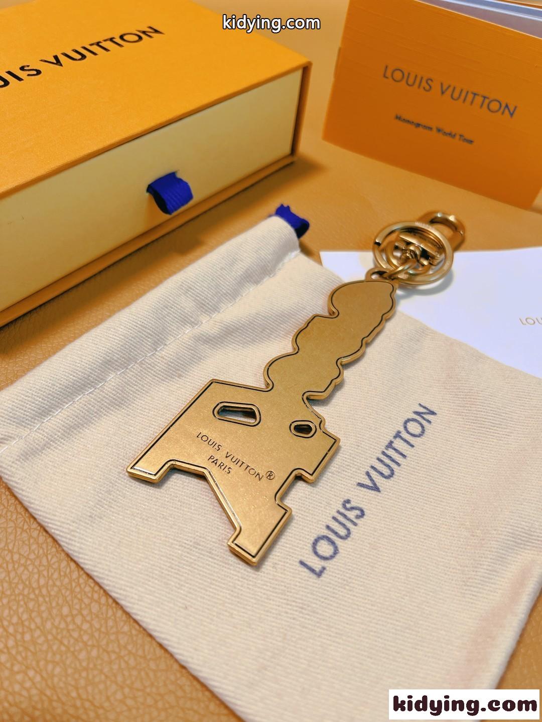 キーホルダー･LV ラバーズ スタッズ ルイヴィトン キーホルダー コピー-4