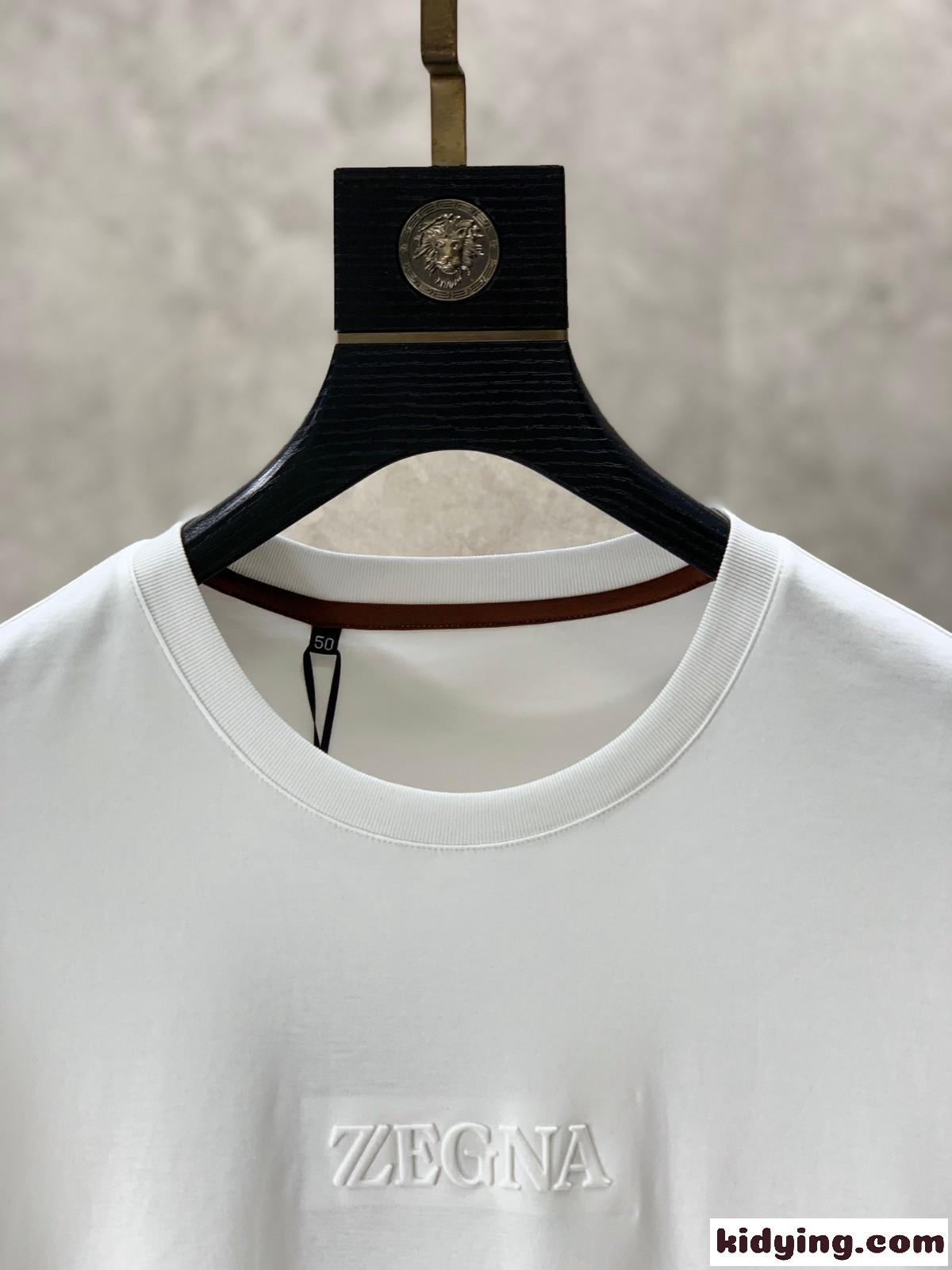 シンプル クルーネック エンボスロゴ 半袖tシャツ エルメネジルド・ゼニア Tシャツ コピー-1