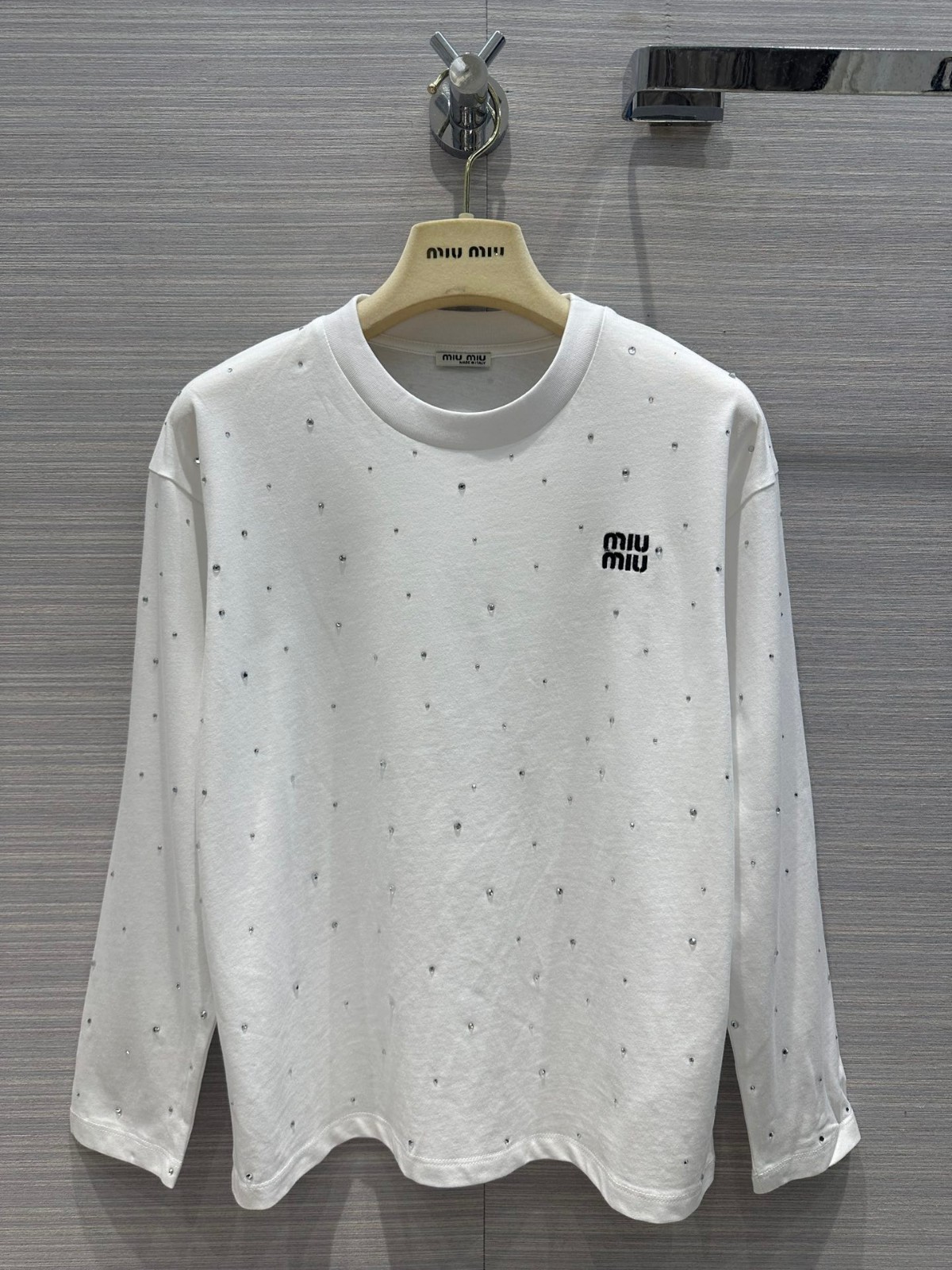 カジュアル クルーネック クリスタル付 ミュウミュウ Tシャツ コピー ロングスリーブ ホワイト-2