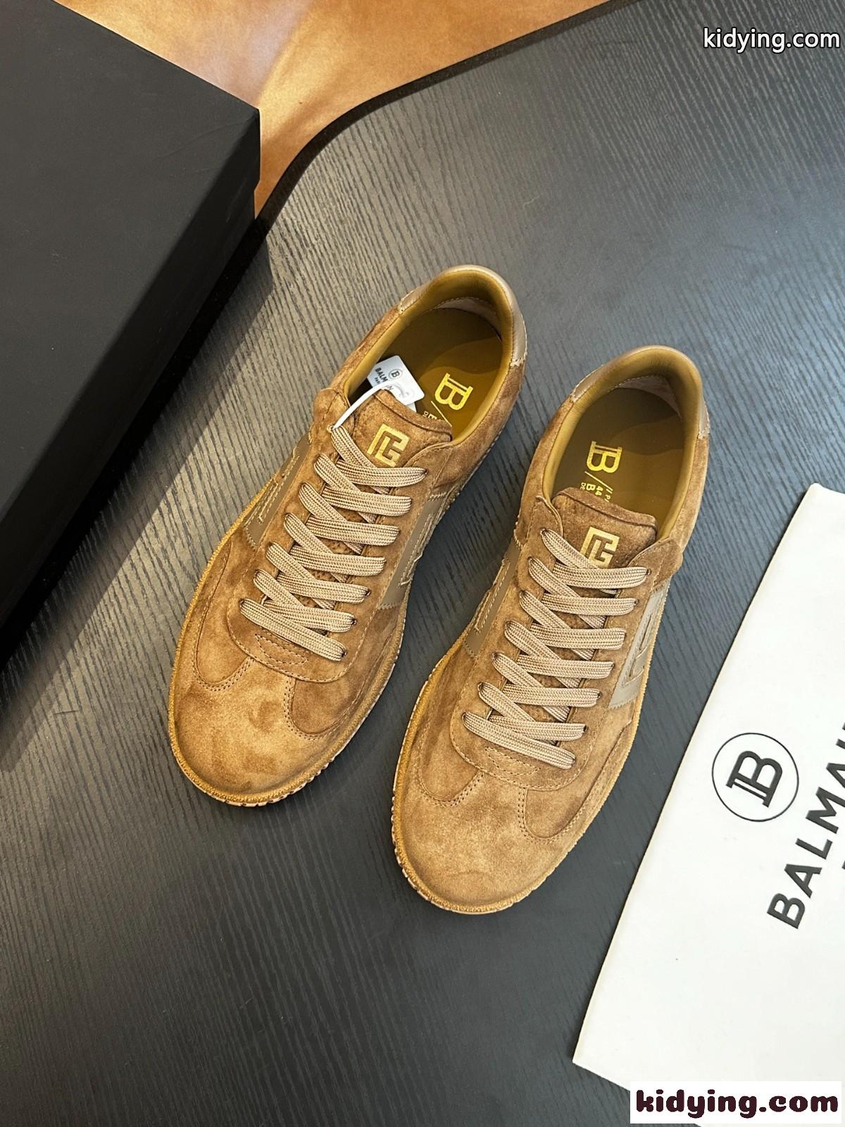 定番 カジュアル バルマン スニーカー スーパーコピー Balmain Swan スエードスニーカー-2
