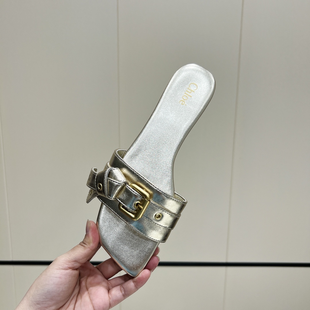 春夏新作!クロエ MAEスライド スーパーコピー レザーサンダル ゴールド-0