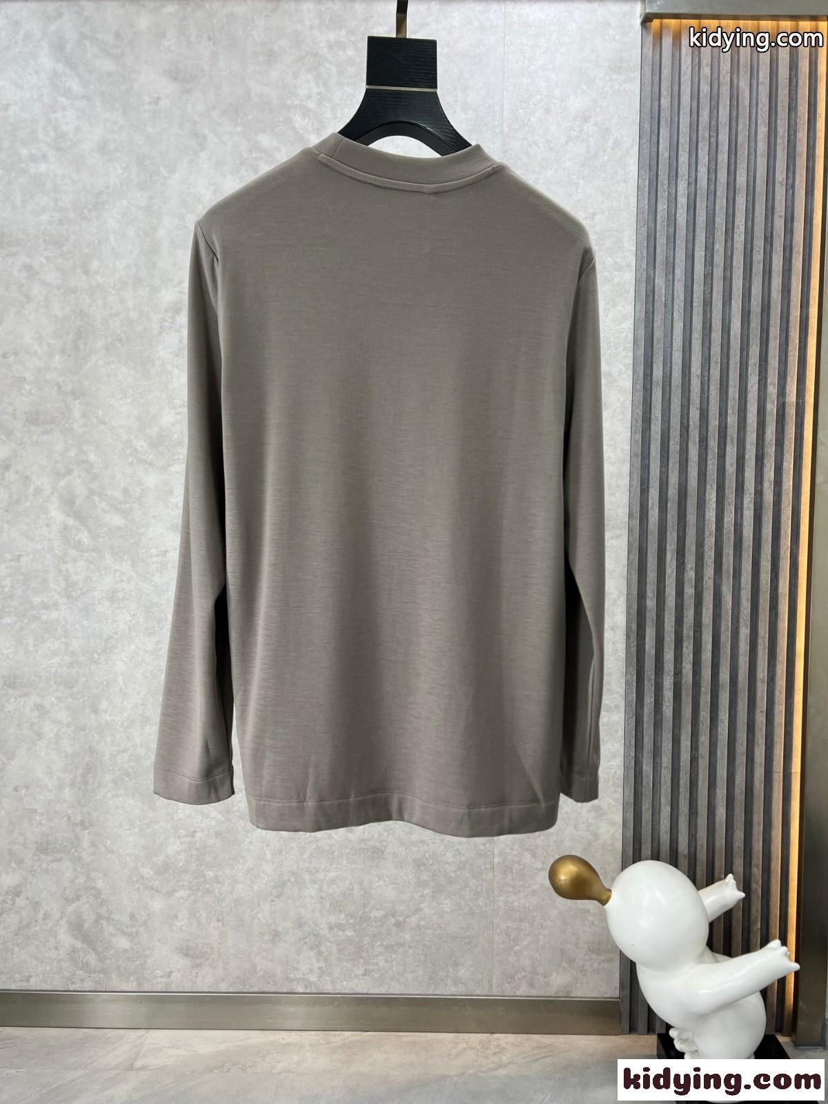 アルマーニ Tシャツ コピー シンプル 合わせやすい クルーネック 長袖Tシャツ-2