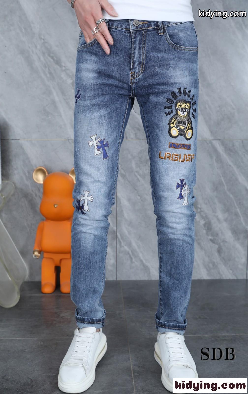 かっこいい カジュアル おしゃれ スリム 高品質 デニムパンツ クロムハーツ ジーンズ コピー メンズ 定番 人気-0