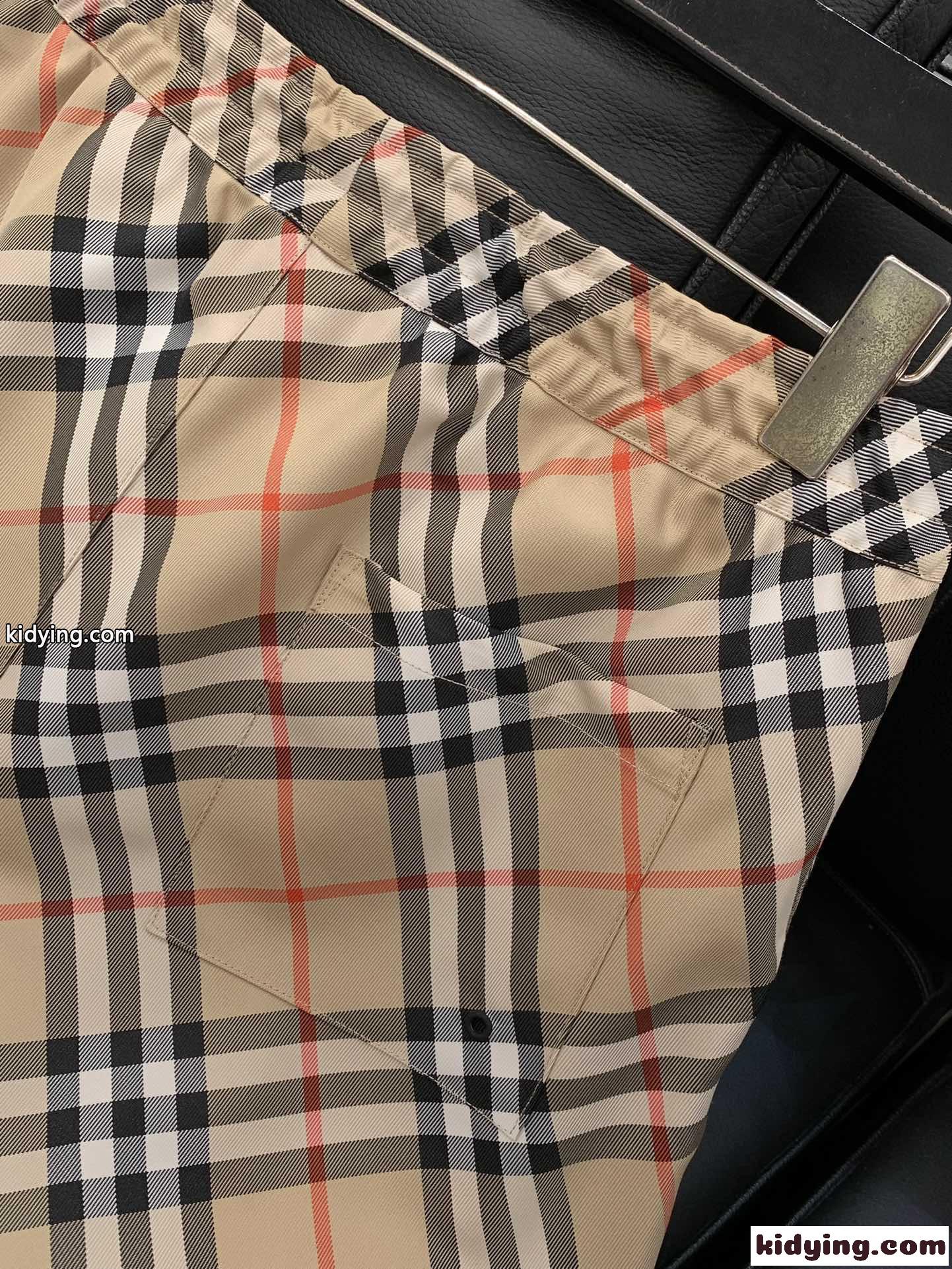定番 チェック柄 ショートパンツ バーバリー パンツ コピー ブラウン-4