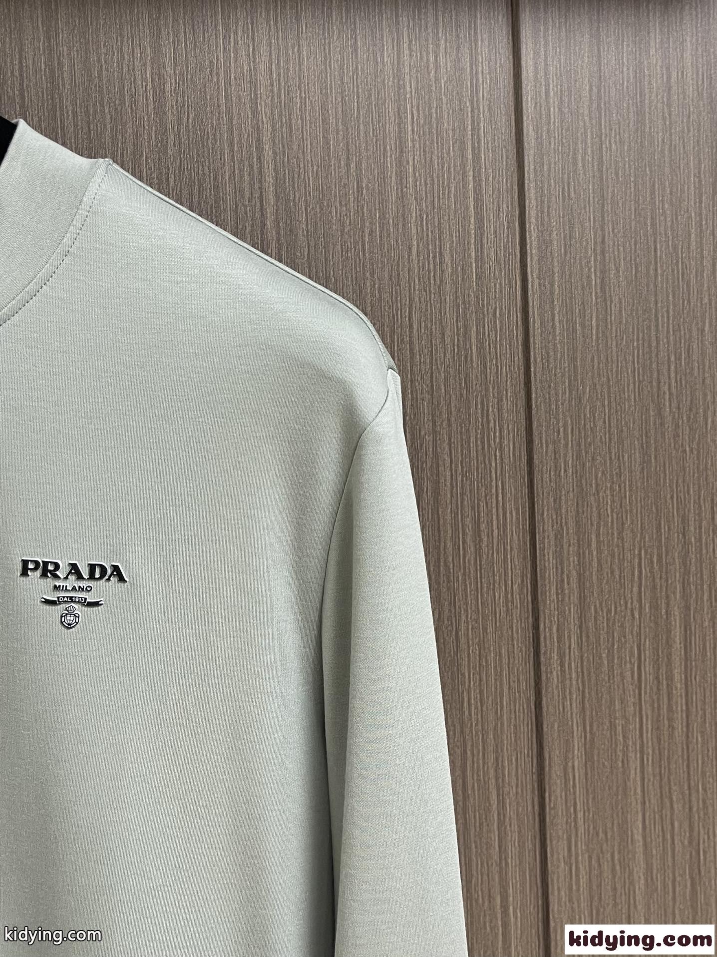 シンプル ロゴ入り プラダ Tシャツ コピー 長袖Tシャツ ライトグリーン-2