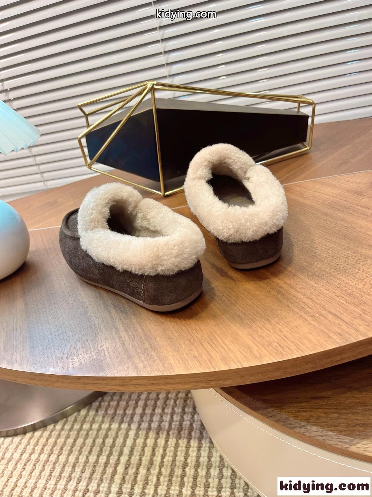 UGG スエード ムートン シューズ アグ モカシン スーパーコピー シンプル ブラウン-3