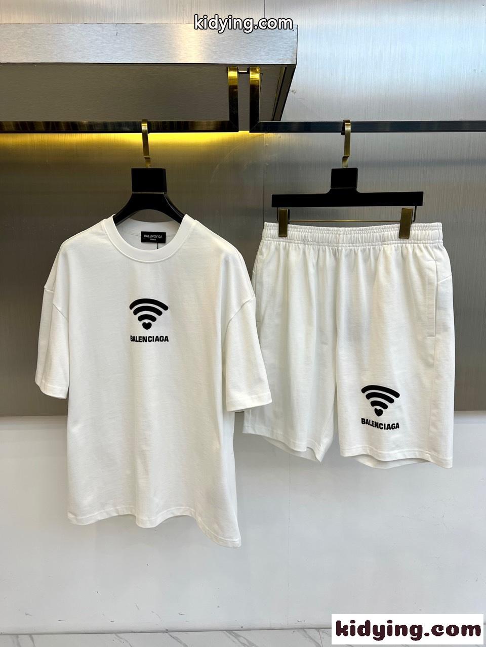 カジュアル 半袖Tシャツ&ショートパンツ 上下セット バレンシアガ セットアップ 偽物 ホワイト-0