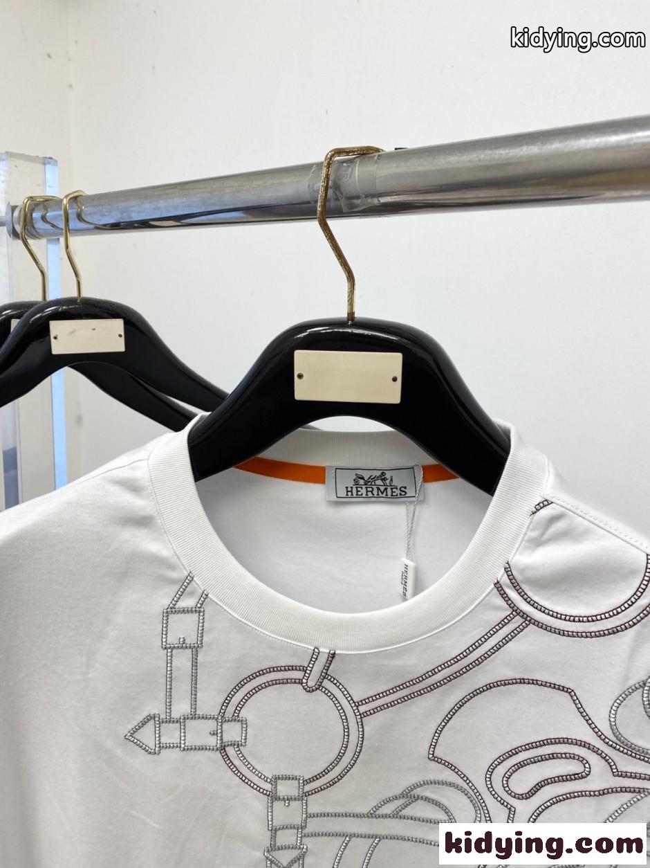 洗練された 馬具モチーフ クルーネック 半袖Tシャツ エルメス Tシャツ 偽物 ホワイト-1