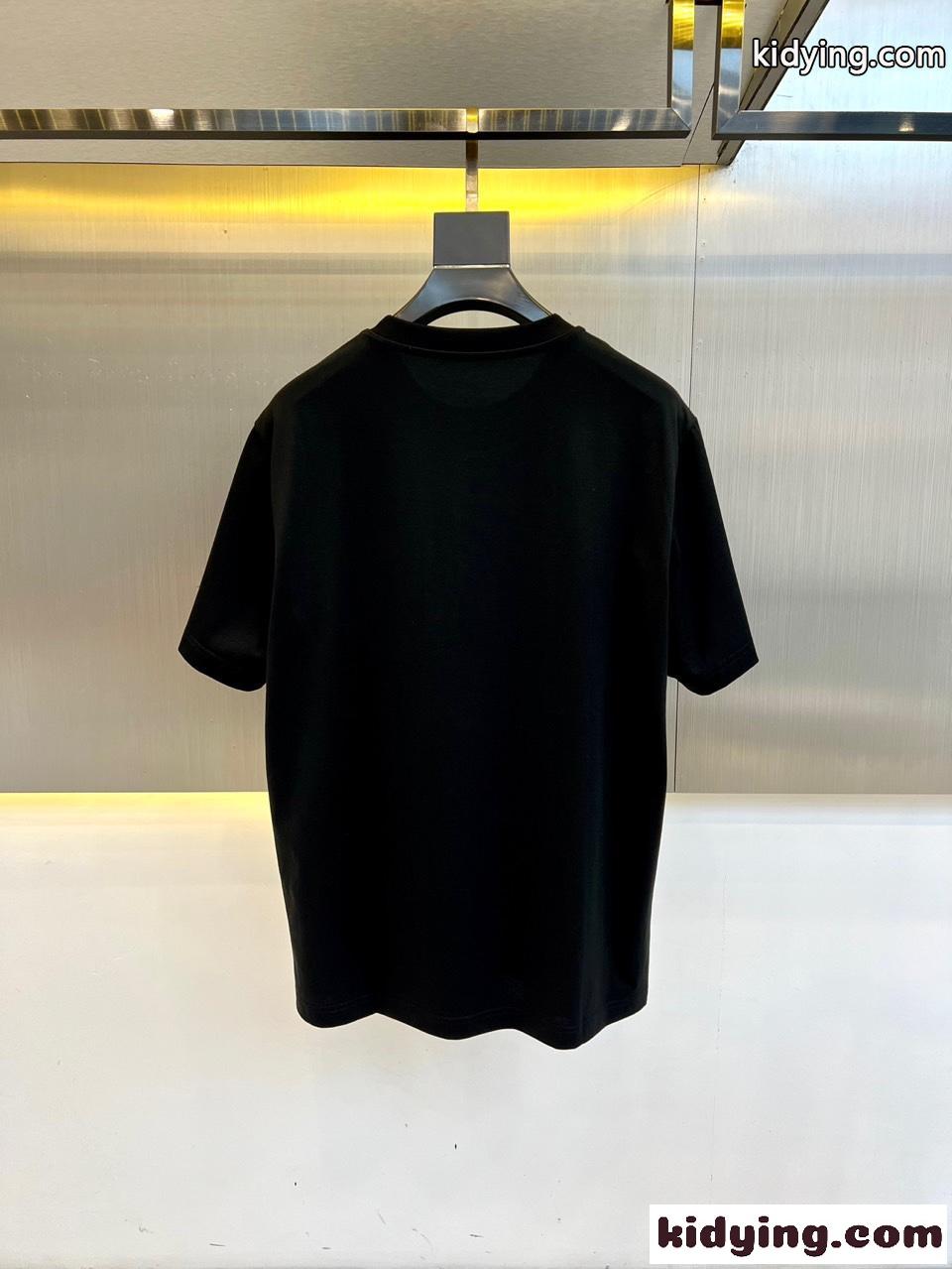 モノグラムポケット 半袖Tシャツ モンクレール Tシャツ 偽物 ブラック-3