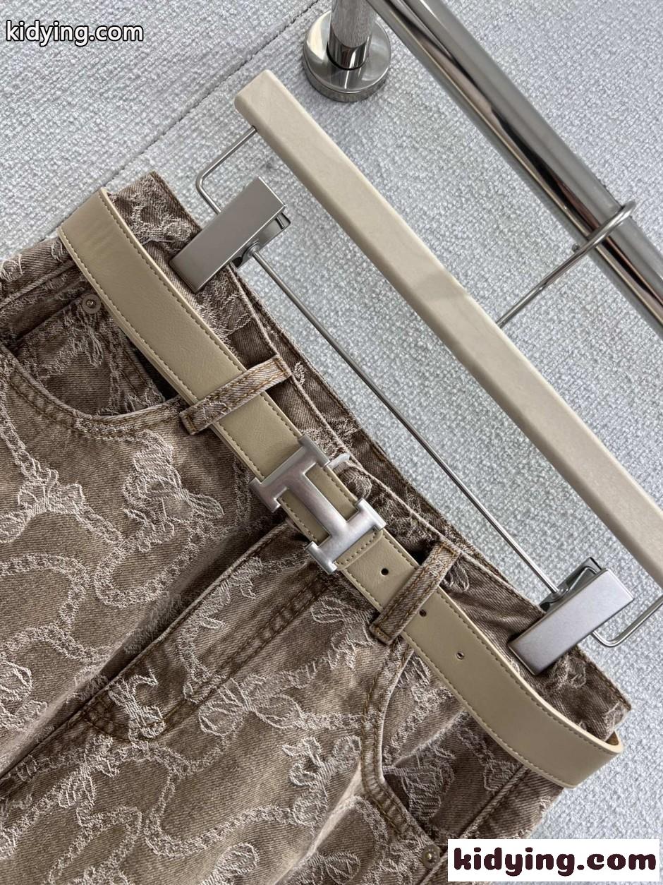 目を惹く おしゃれ デニムパンツ エルメス ジーンズ コピー スタイルアップ-1