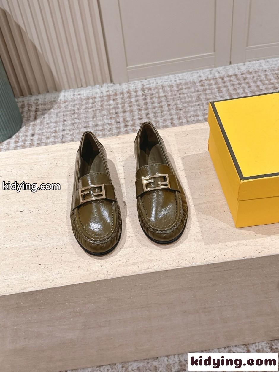 人気 バゲット レザー ローファー フェンディ モカシン コピー グリーン-1
