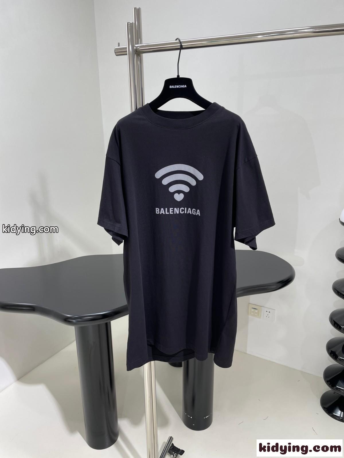 カジュアル バレンシアガ 半袖Tシャツ コピー オーバーサイズ Tシャツ ユニセックス ブラック-0