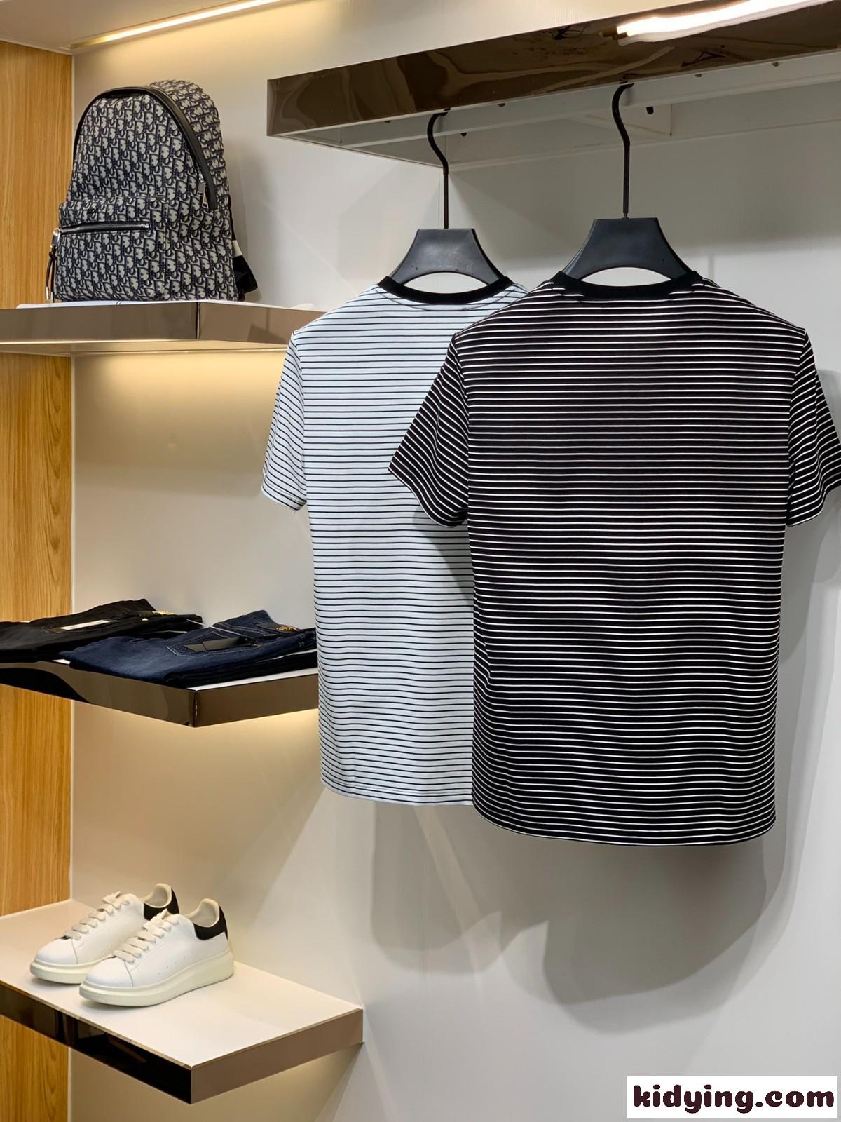 定番 人気 ボーダー柄 ドルチェ&ガッバーナ Tシャツ コピー メンズ 半袖 トップス クールネック 着心地いい-3