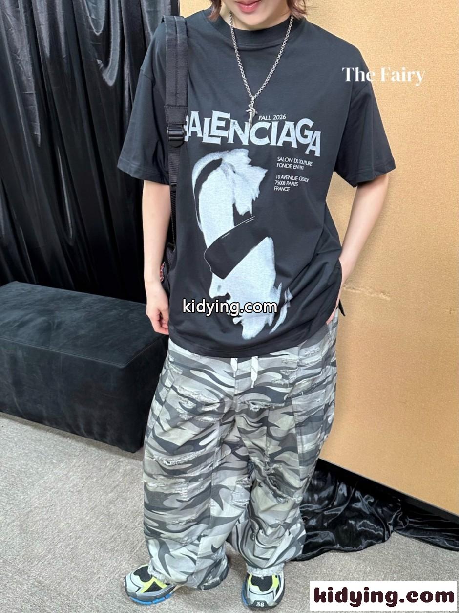 バレンシアガ Tシャツ 偽物 クルーネック お洒落 カジュアル 半袖Tシャツ-4