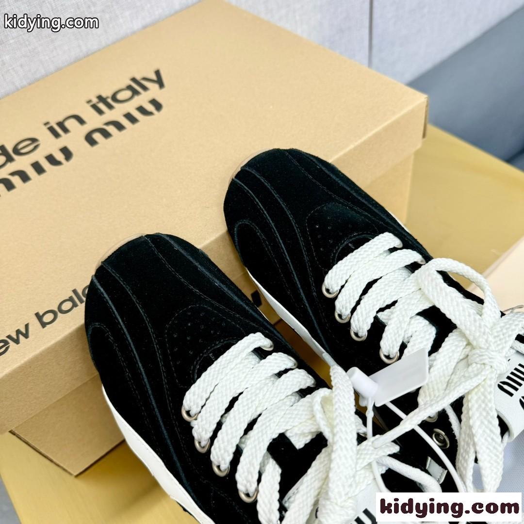 大人気 Miu Miu x New Balance スエード＆レザー ローカットスニーカー スーパーコピー ブラック-0