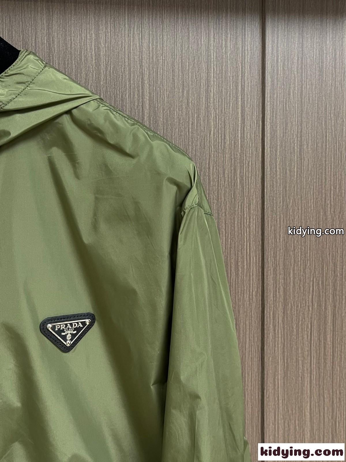 人気 Re-Nylon ブルゾンジャケット プラダ ジャケット コピー グリーン-0