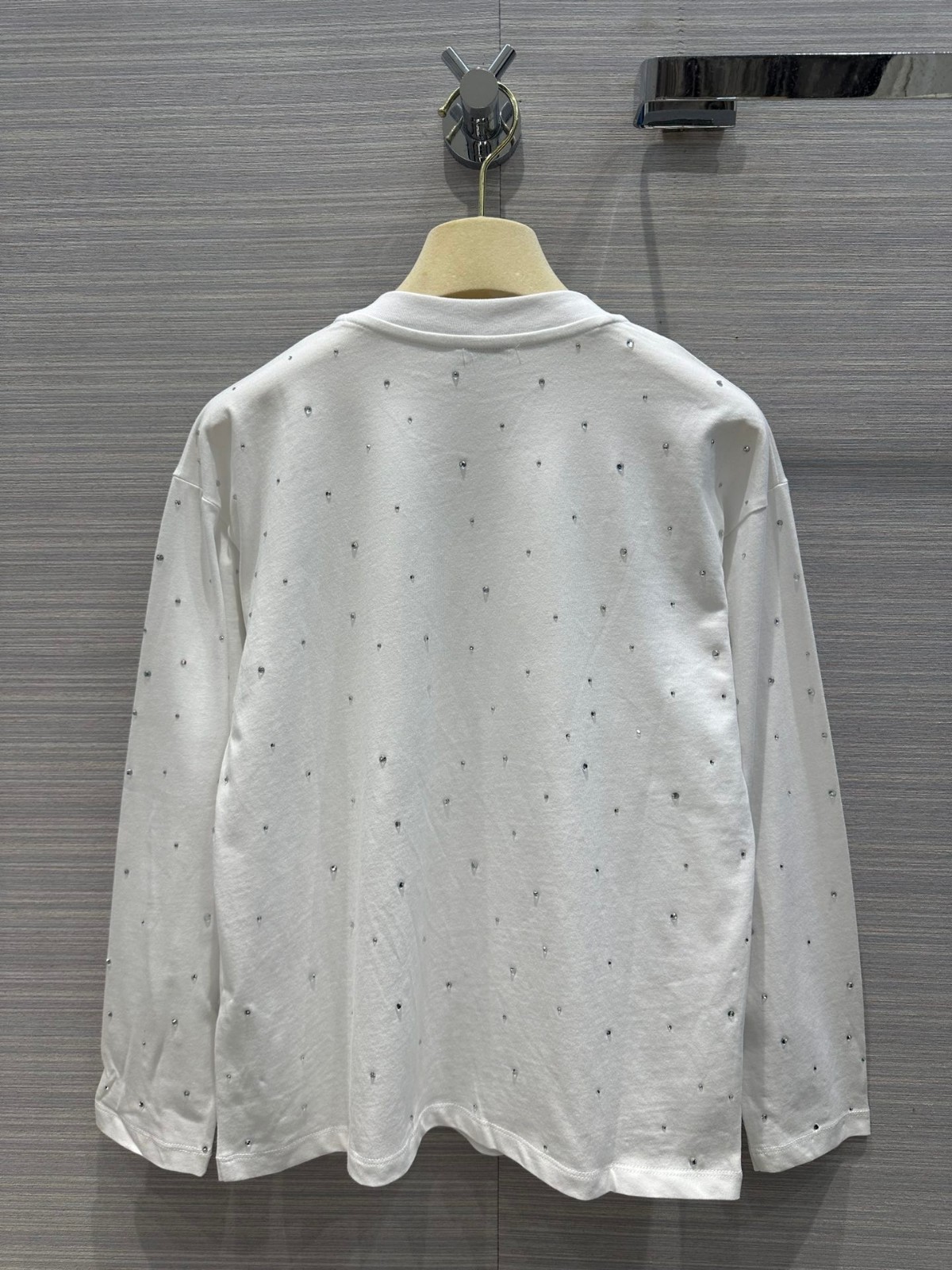 カジュアル クルーネック クリスタル付 ミュウミュウ Tシャツ コピー ロングスリーブ ホワイト-4