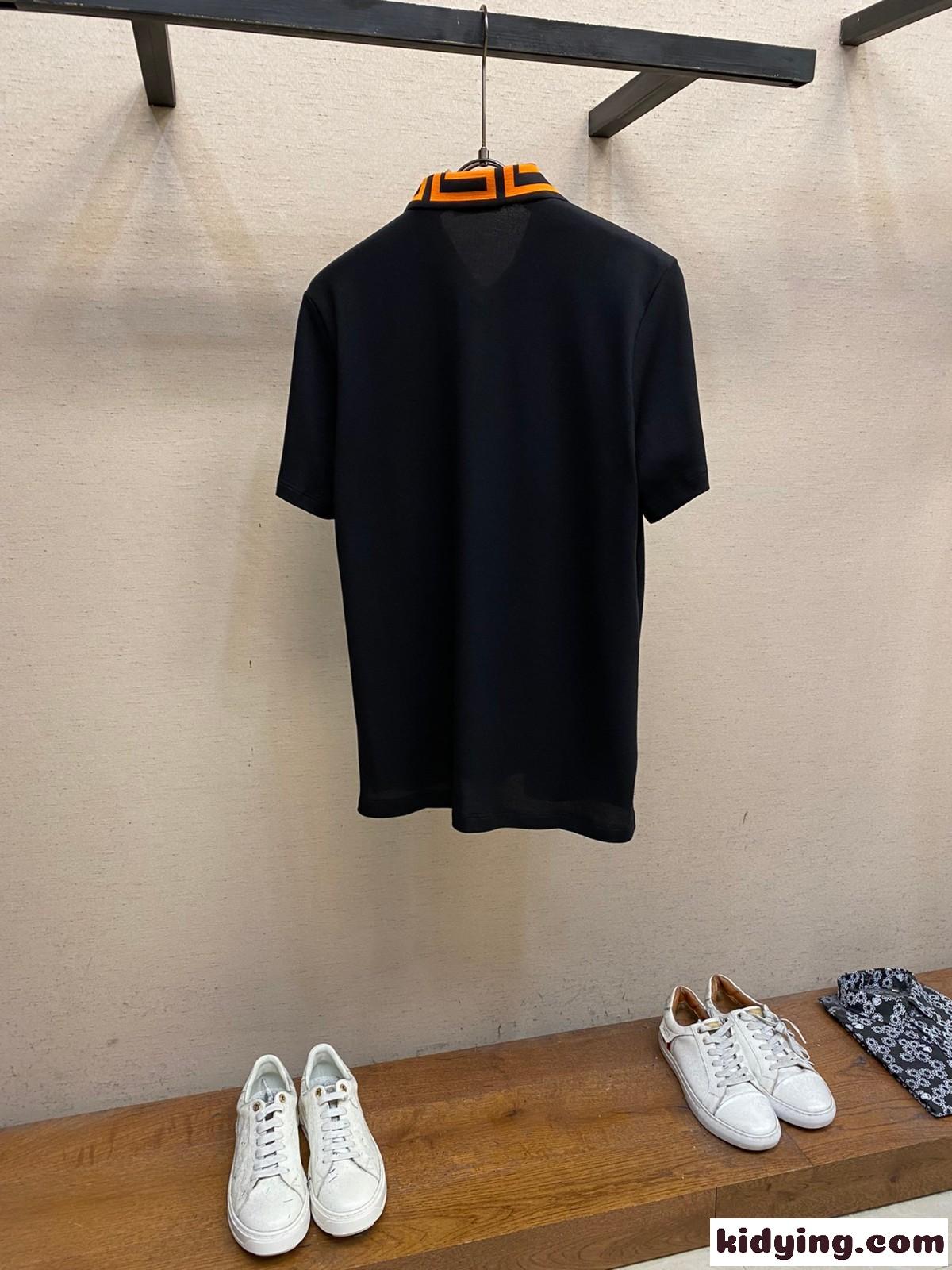 人気 メドゥーサ グレカ ポロシャツ ヴェルサーチェ Tシャツ スーパーコピー ブラック-0