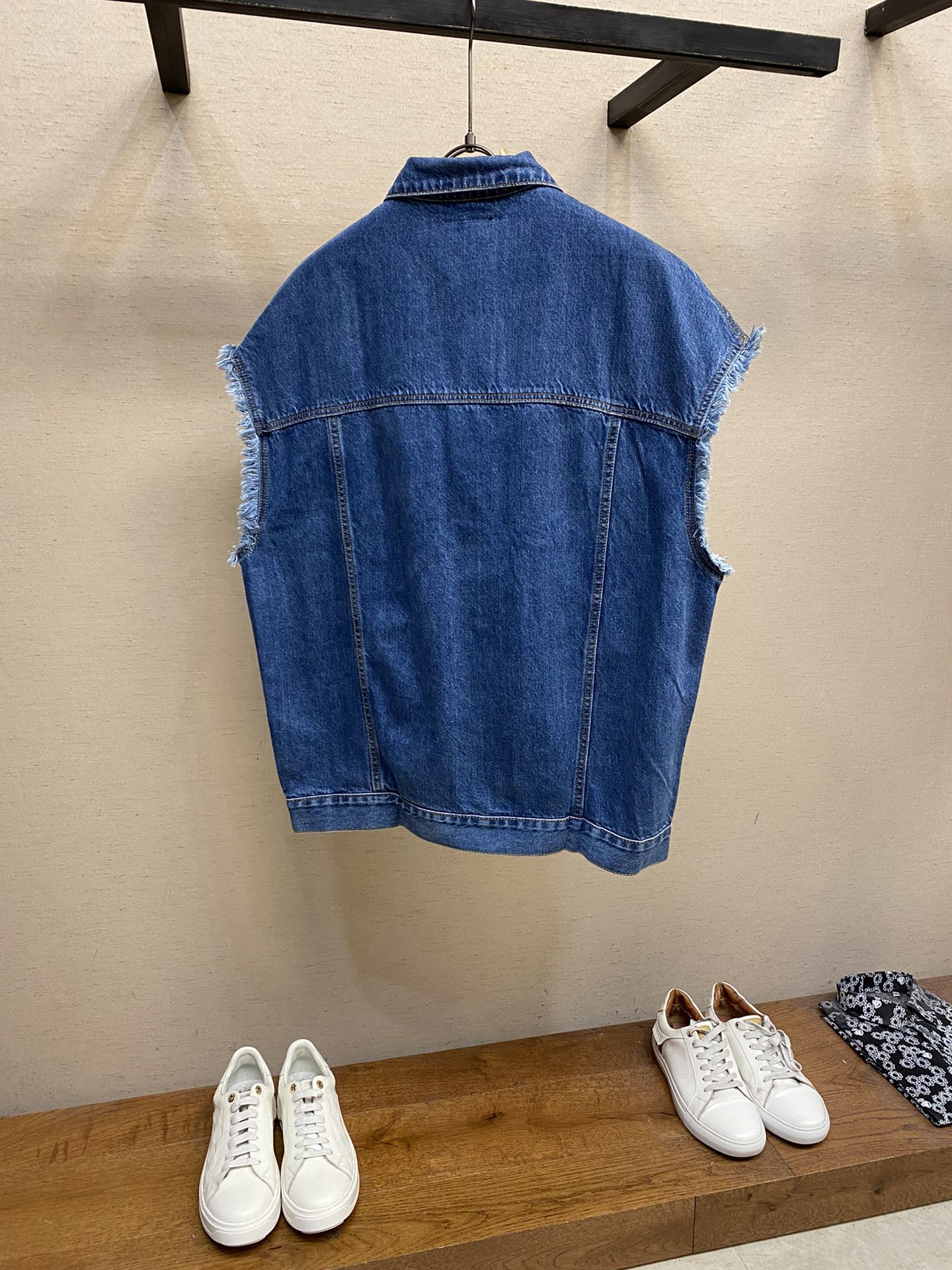 おしゃれ ロゴ オーバーサイズ ノースリーブブルゾン ジバンシィ ジャケット コピー-2