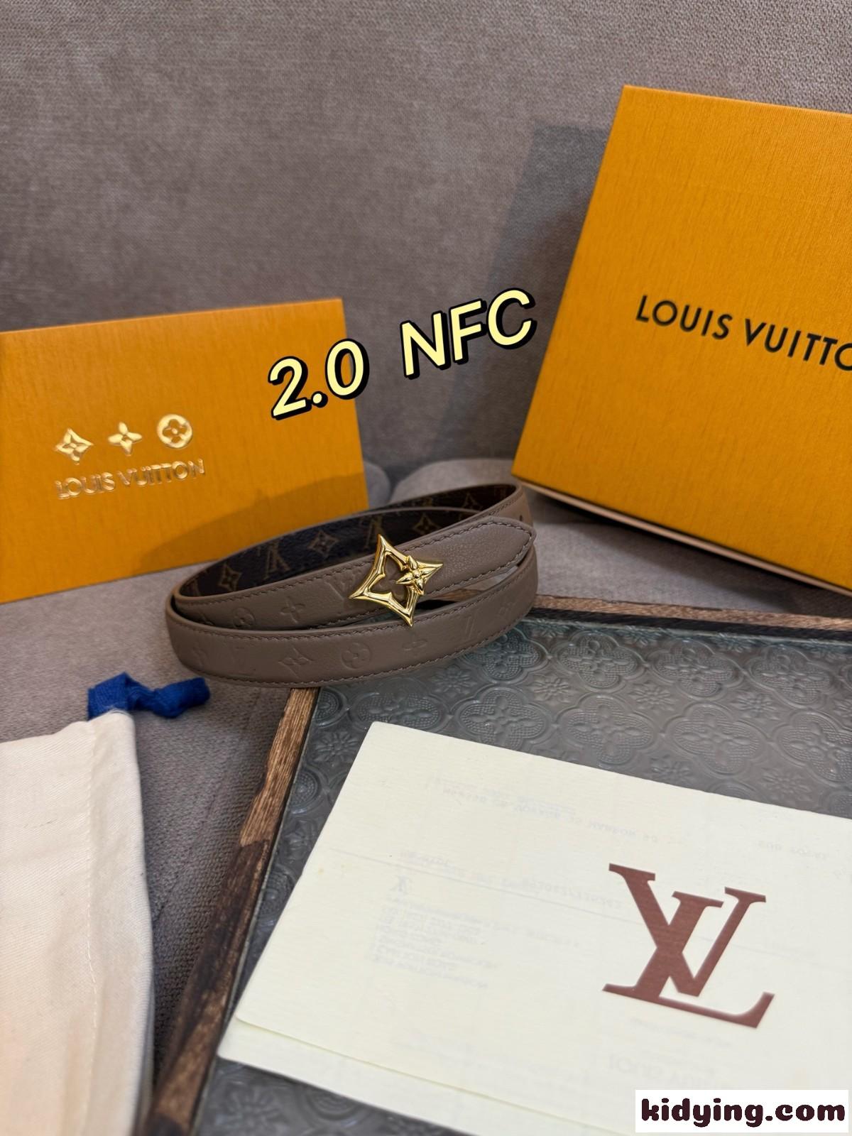 人気 ベルト・LV フラワーグラム 20MM リバーシブル ルイ・ヴィトン スーパーコピー-2