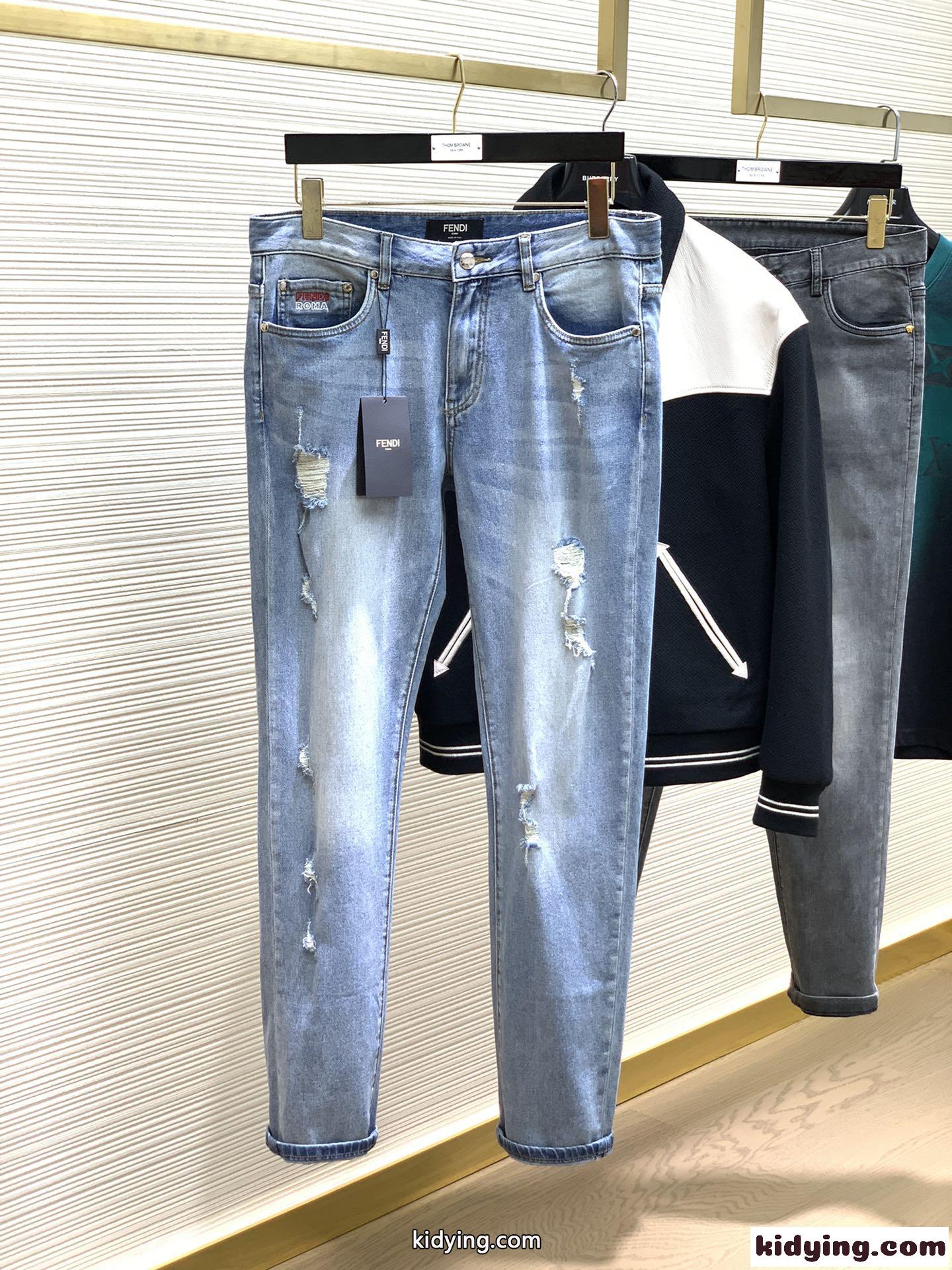 フェンディ ジーンズ コピー ダメージ加工 シンプル おしゃれ 快適 メンズ デニムパンツ-1