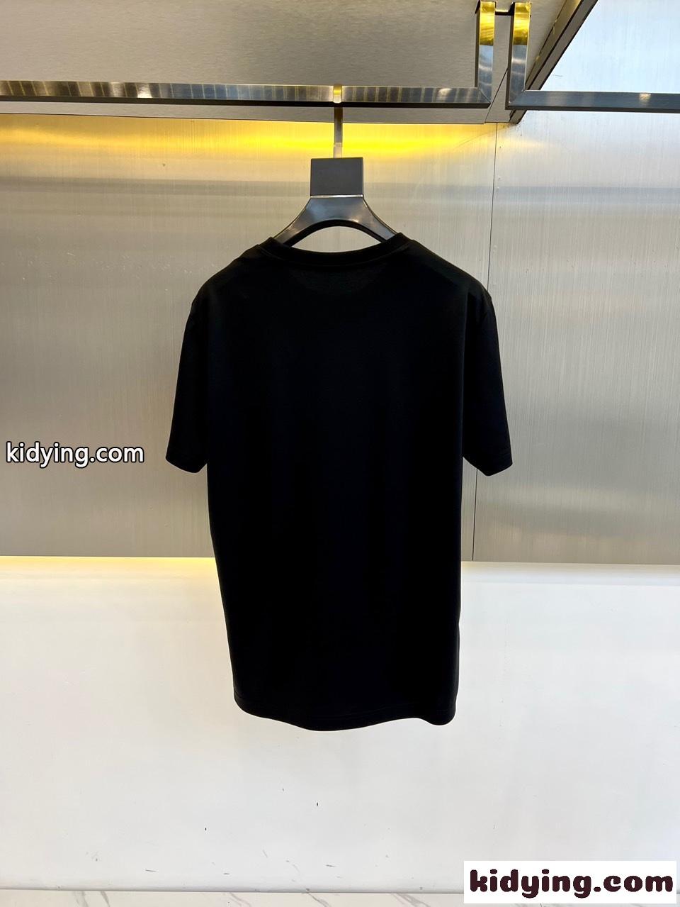 シンプル カジュアル クルーネック 半袖Tシャツ モンクレール Tシャツ コピー ブラック-4