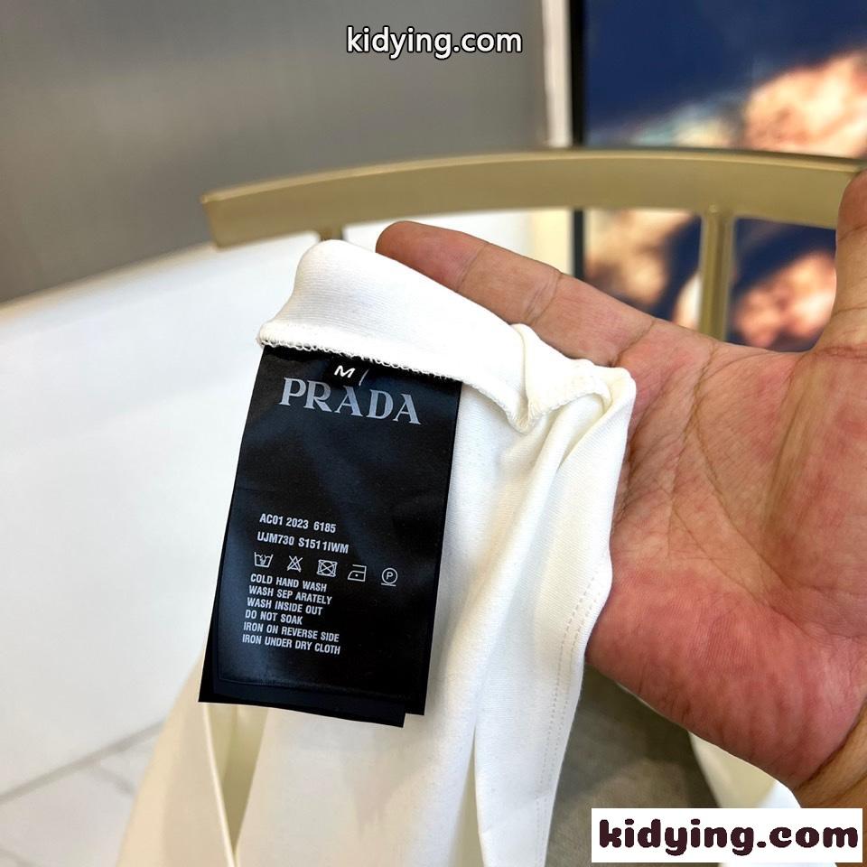 ベーシック 上品 合わせやすい 長袖Tシャツ プラダ Tシャツ 偽物 ホワイト-3