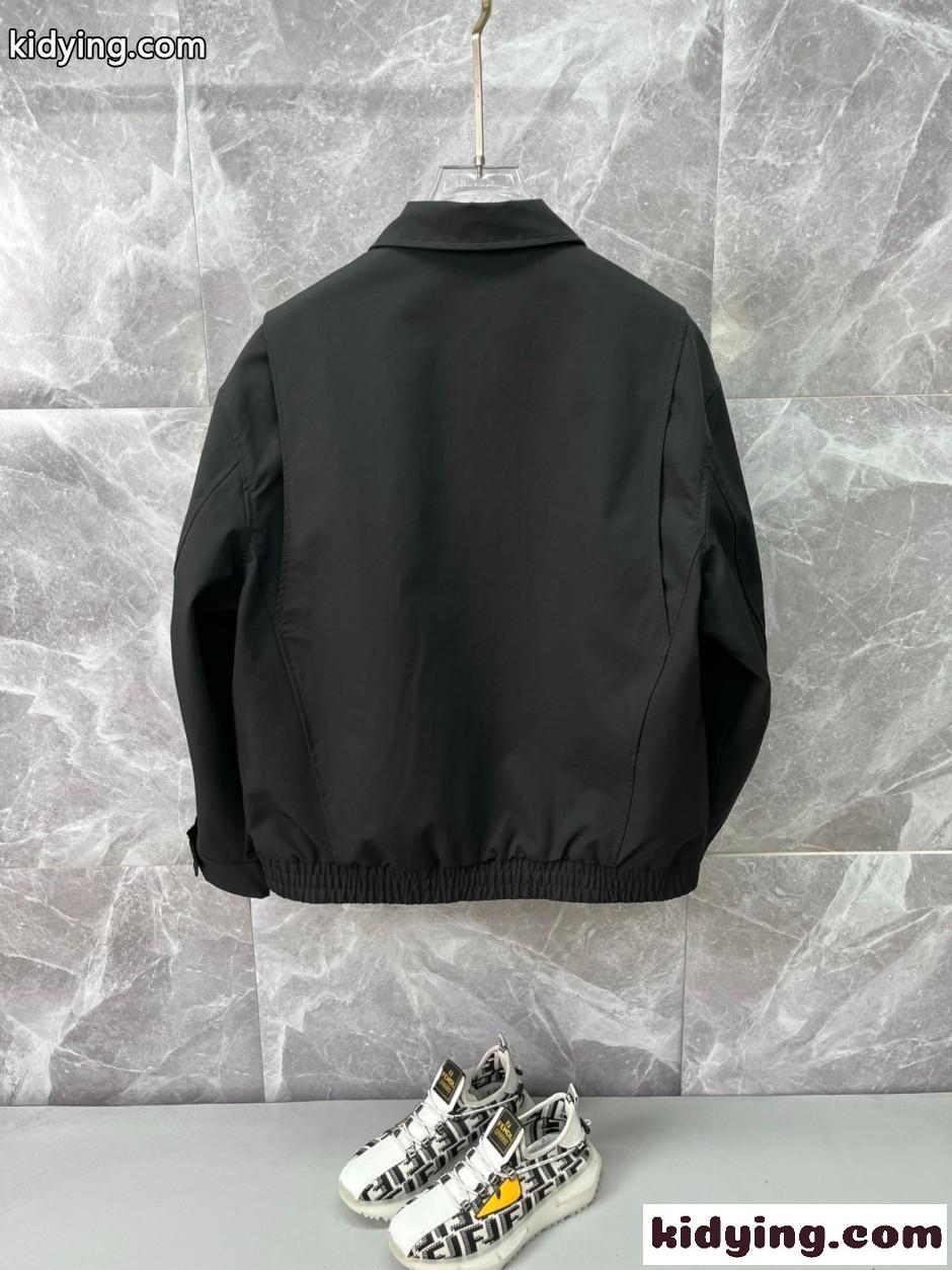 ロゴ入り 上品 洗練された ブルゾン バーバリー ジャケット 偽物 ブラック-1
