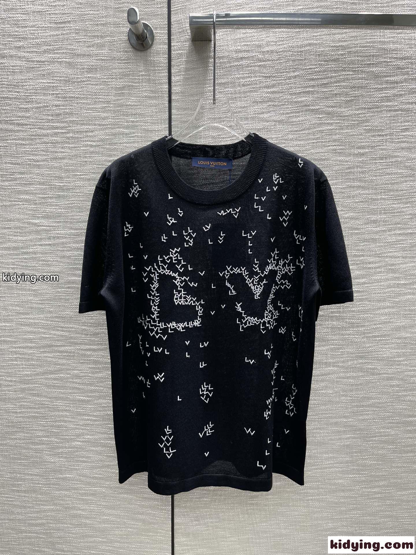カジュアル ゆったり 着心地抜群 クルーネック 刺繍 半袖 ルイ・ヴィトン Tシャツ コピー おしゃれ ホワイト ブラック-3