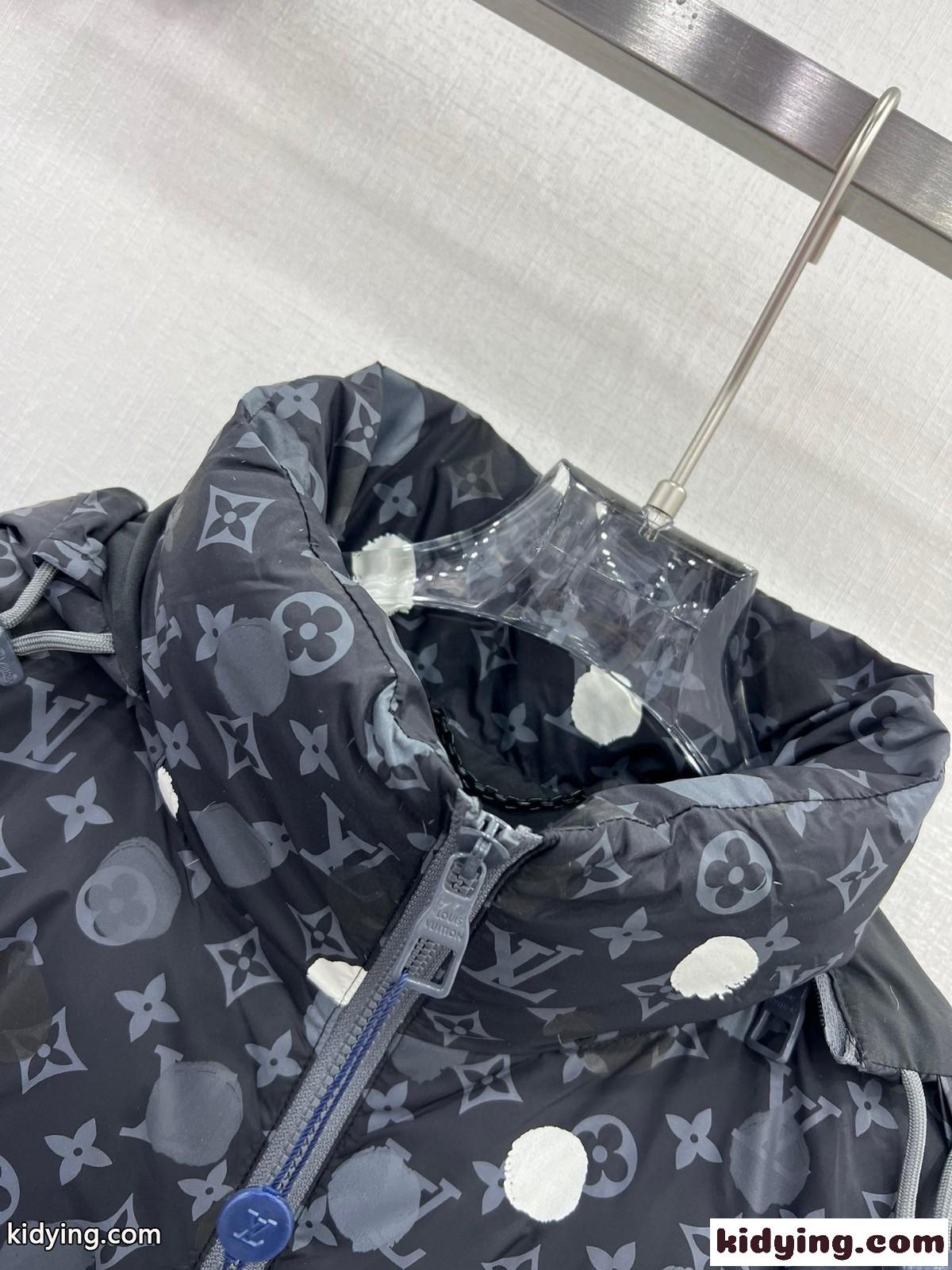 LV × YK モノグラム ダウンジャケット ルイヴィトン ダウンジャケット コピー ユニセックス-4