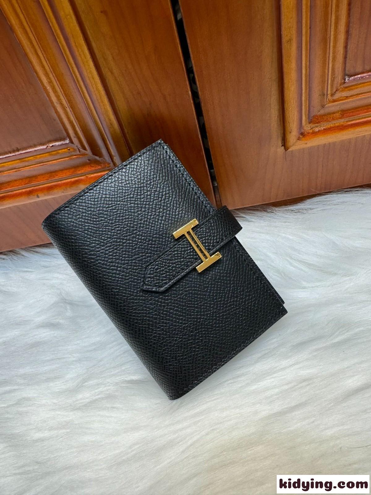 定番で大人気!コンパクト 二つ折り財布 エルメス ベアン ミニ財布 コピー ブラック-4