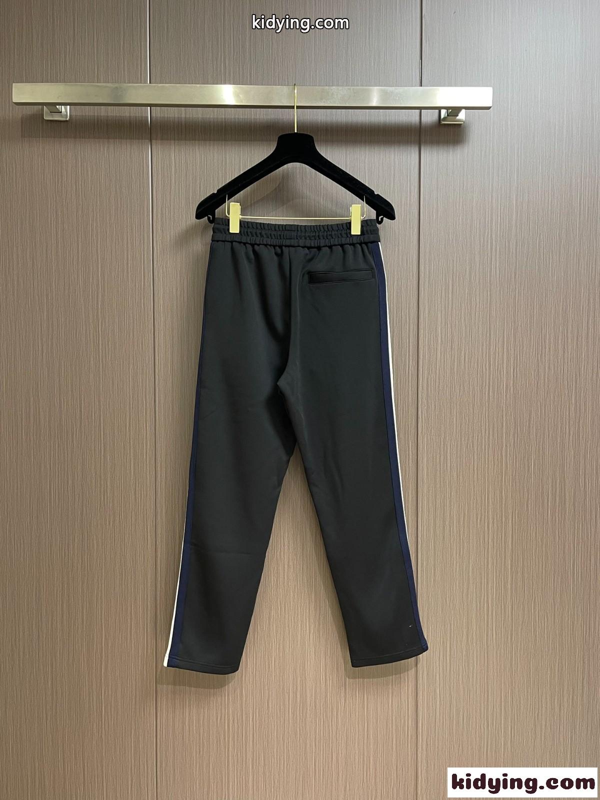 定番 カジュアル ルイヴィトン パンツ コピー サイドライン スウェットパンツ ブラック-1