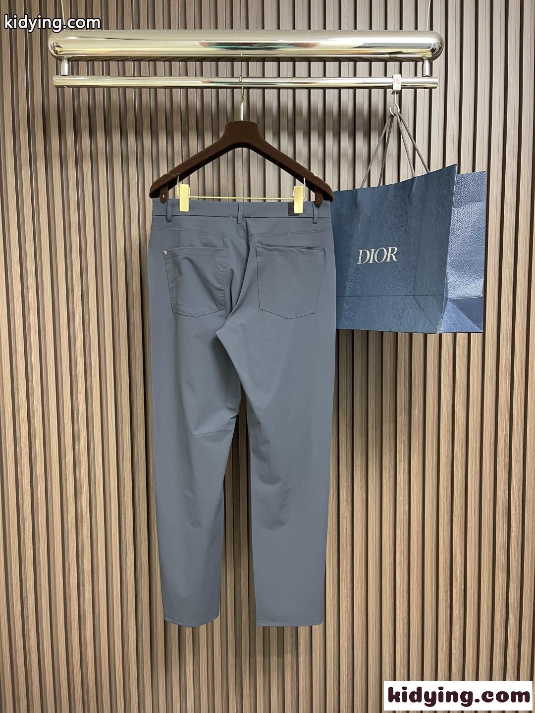 シンプル 洗練された チノパンツ プラダ パンツ コピー メンズ ロングパンツ ダークグレー-2