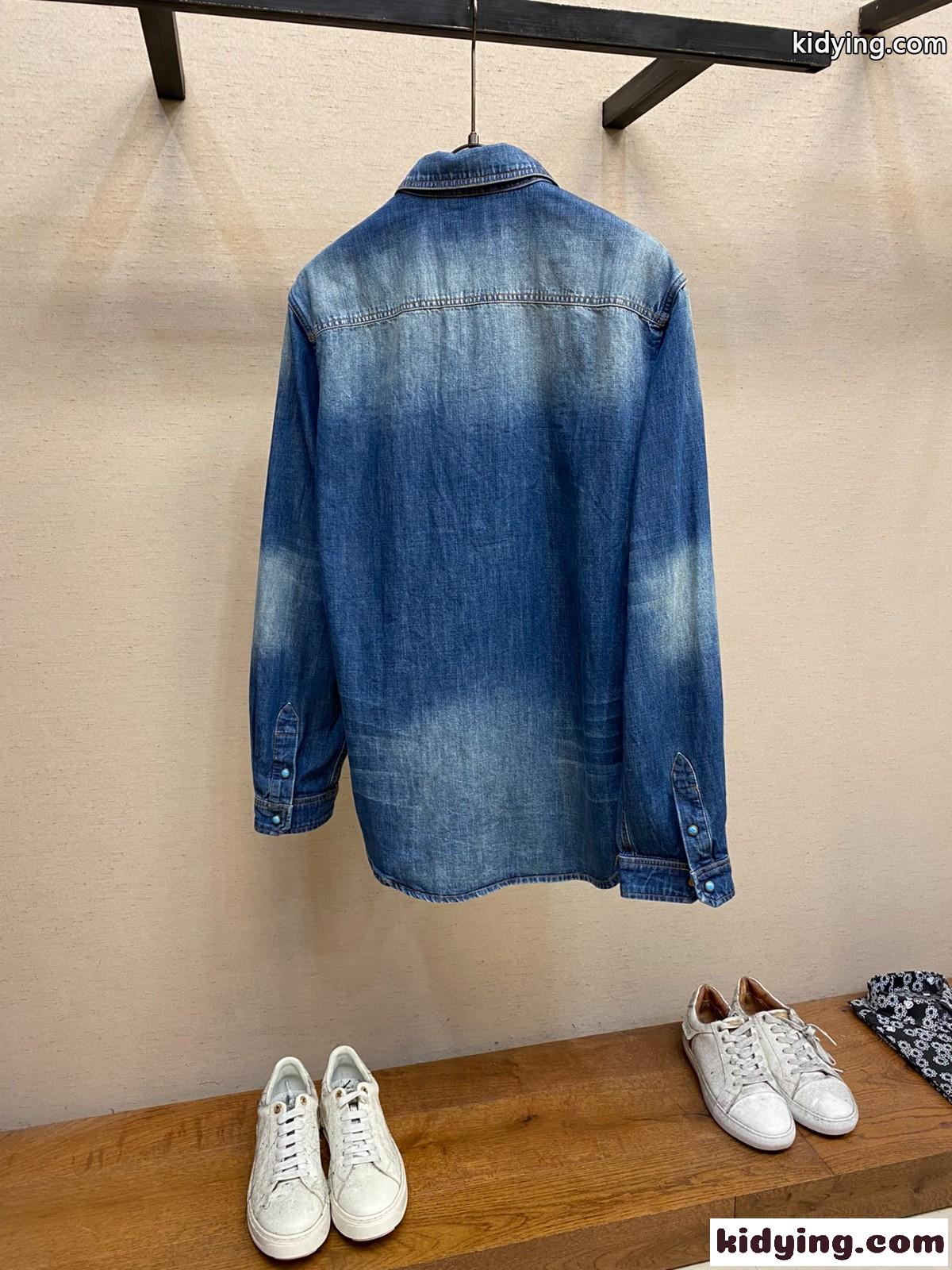 フィットロングスリーブデニムシャツ ルイヴィトン シャツ コピー おしゃれ-1