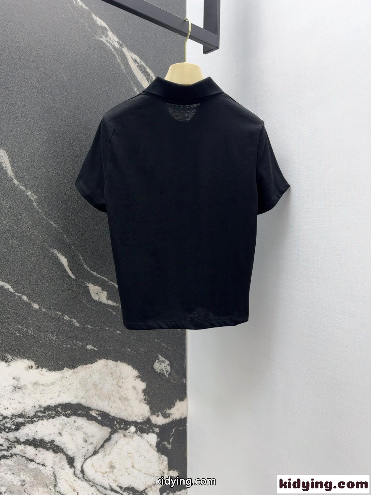 ミュウミュウ Tシャツ コピー カジュアル ロゴパッチ 半袖 ポロシャツ ブラック-4