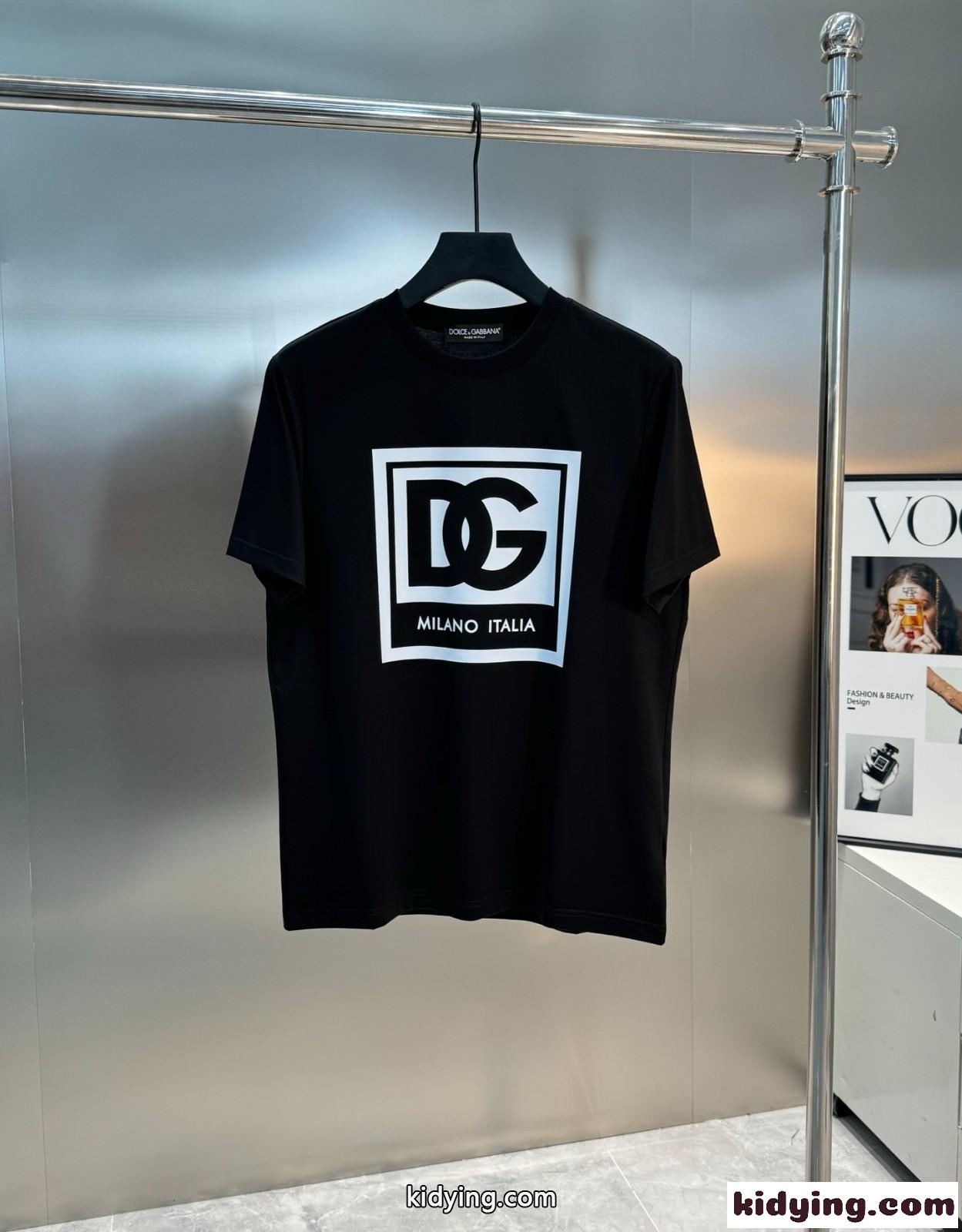 定番 カジュアル プリント クルーネック 半袖Tシャツ ドルチェ&ガッバーナ Tシャツ コピー ブラック-0