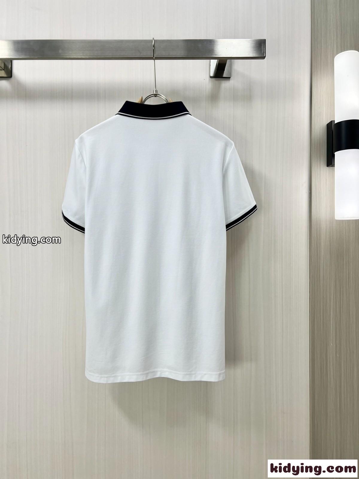 洗練された カジュアル ポロシャツ サルヴァトーレ・フェラガモ Tシャツ 偽物 ホワイト-1