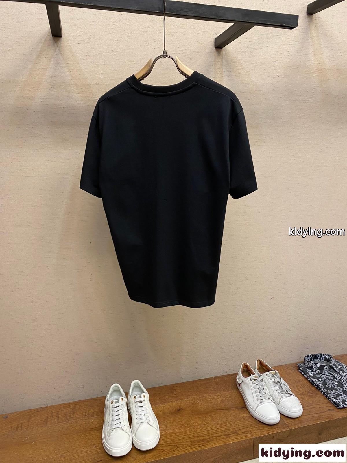 メドゥーサ 刺繍入り メンズ 半袖 トップス ヴェルサーチェ Tシャツ コピー-1