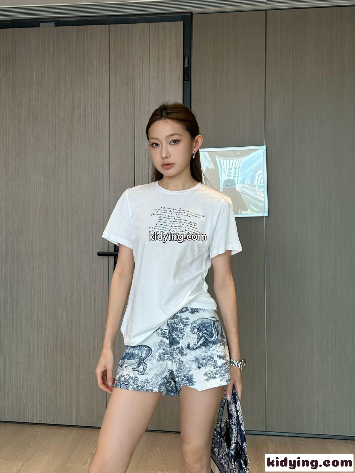 Dioramour エンブロイダリー 半袖Tシャツ クリスチャン・ディオール Tシャツ コピー-4