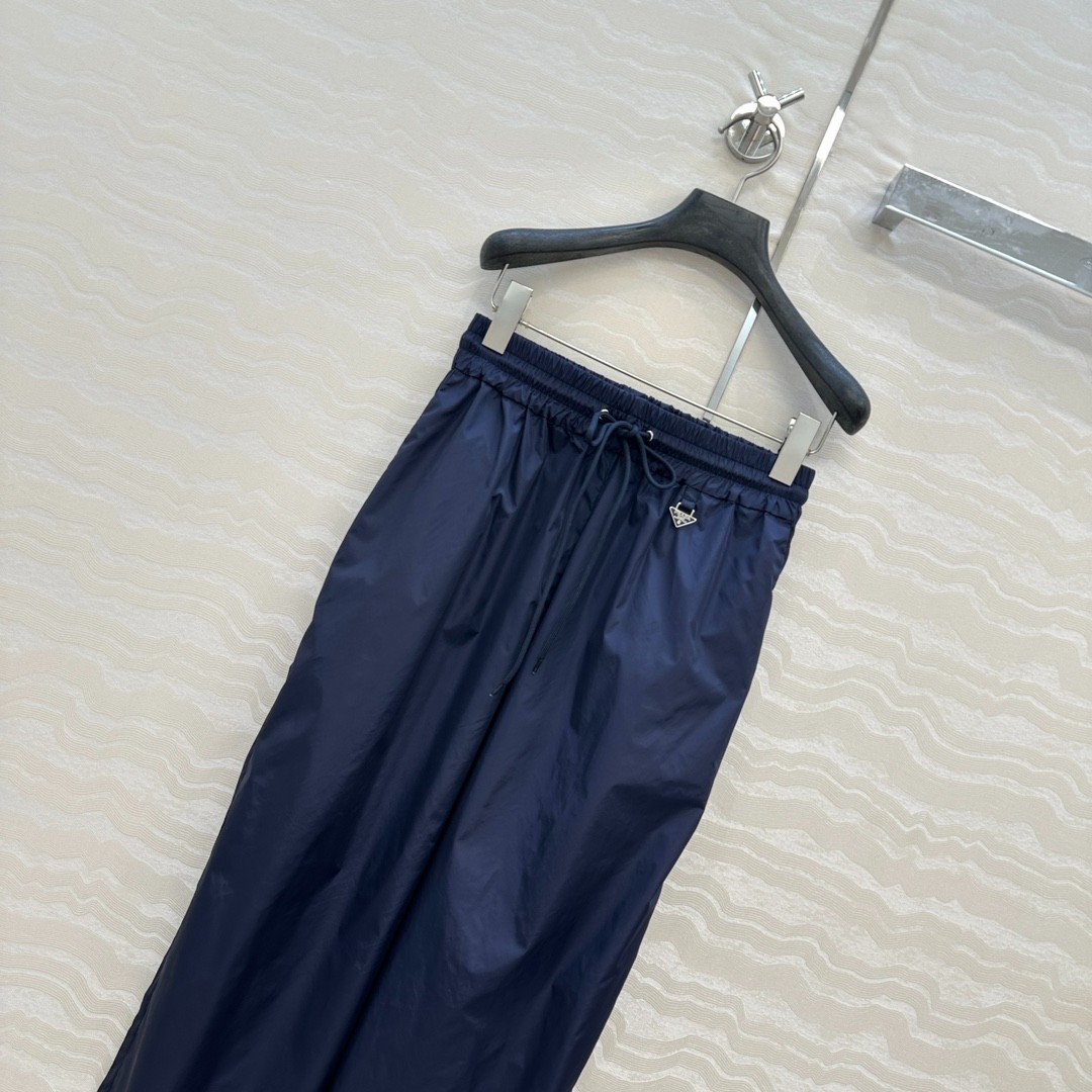 軽量 カジュアル ナイロン ロングパンツ プラダ パンツ コピー レディース-0