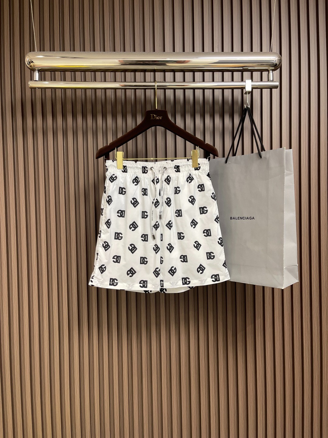 注目される DGロゴ プリント ショートパンツ ドルチェ&ガッバーナ パンツ 偽物-1