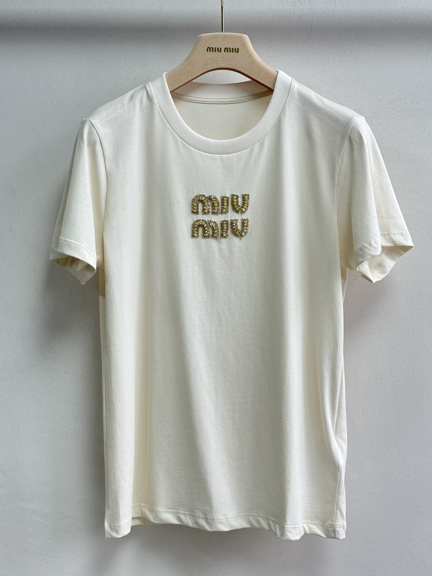 miumiu t シャツスーパーコピー 純綿 トップス 半袖 ダヤン飾り ファッション感 ホワイト-0