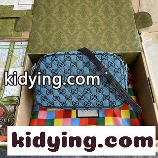 ッチの古典的なトートバッグはまた古典を創造し Gucci Toteを新しい配色で再演出し グッチ バッグ アウトレット コピー-4