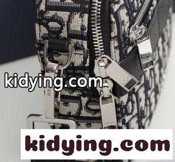 専門店は販売されており トップレベルのオリジナル品質である クリスチャンディオール バッグ メンズコピー Diorディオ男性-4