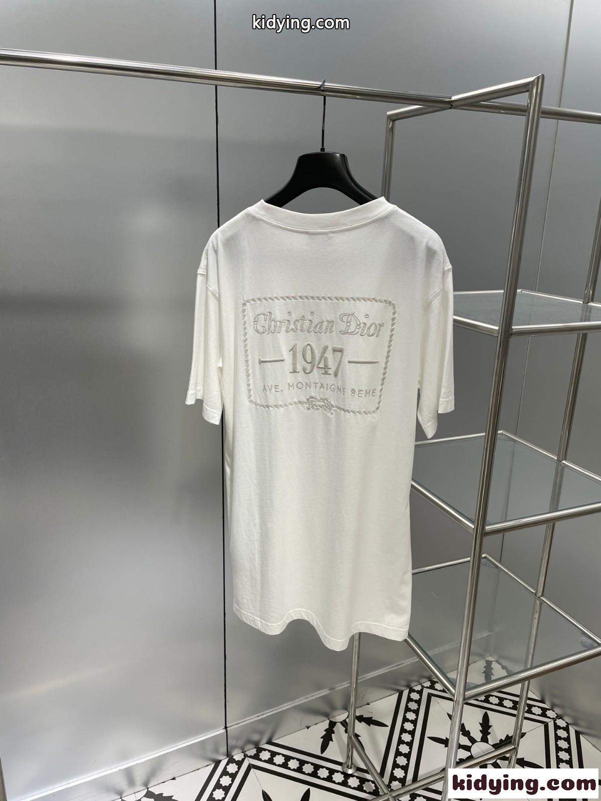 クリスチャン・ディオール Tシャツ コピー 半袖 流行り ビッグシルエット 体型カバー 刺繍入り トップス-2