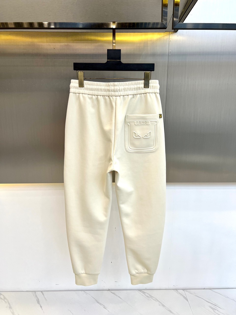 カジュアル コットン スウェットパンツ フェンディ パンツ 偽物 ベージュ-1