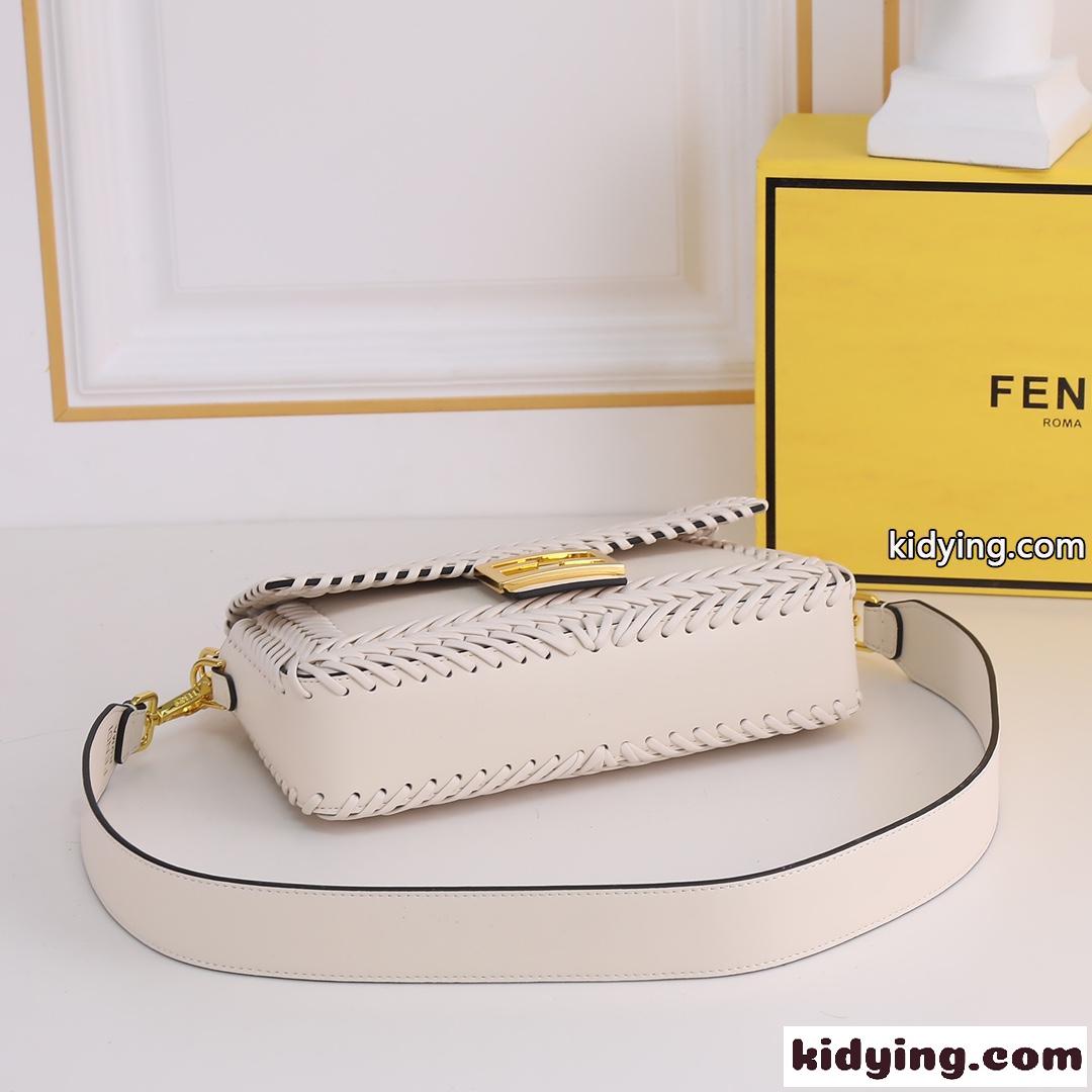 人気 おしゃれ バゲット フェンディ バッグ コピー レディース ショルダーバッグ ホワイト-0